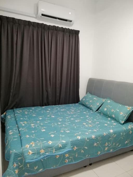 H&H Lovely Homestay In Nilai Exterior photo